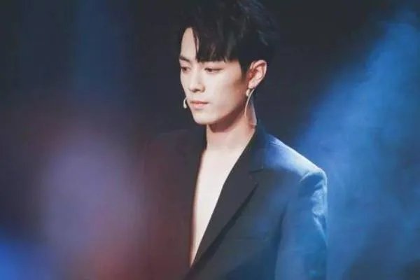 肖战没去跨年演唱会是为什么呢?