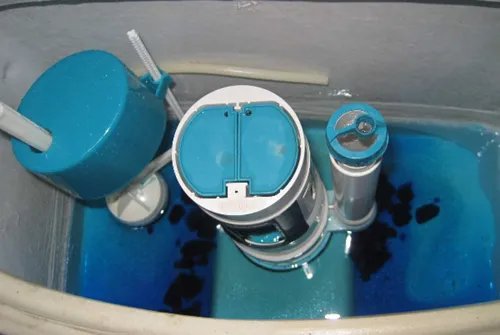 如何更换抽水马桶水箱配件