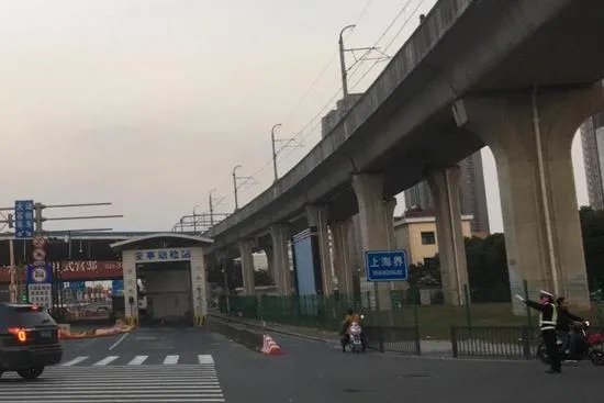 上海到昆山有地铁吗