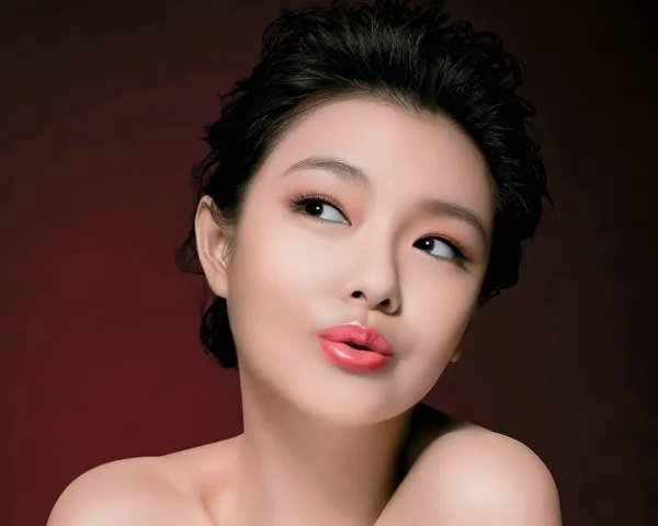 与汪小菲离婚刚三个月，大S官宣再婚，是一时冲动还是爱情使然？