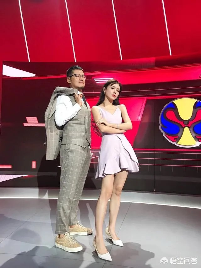 篮球评价员杨毅与苏群,你更喜欢哪个人的解说?为什么?