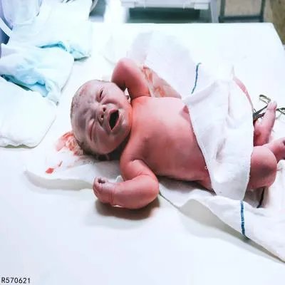 婴儿几个月可以喝汤