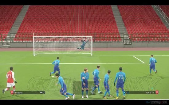《实况足球2018(PES2018)》弧线、双人及电梯任意球教程 任意球怎么踢