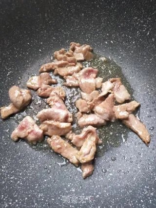 胡萝卜炒肉
