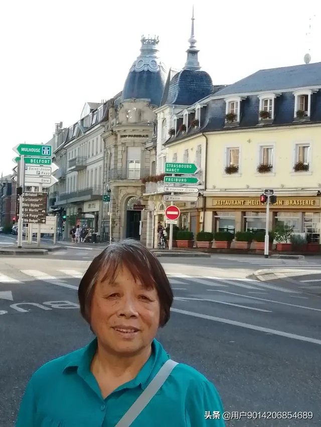 花果山水帘洞洞口的对联是什么？