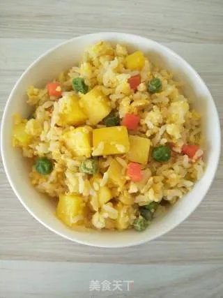 菠萝炒饭