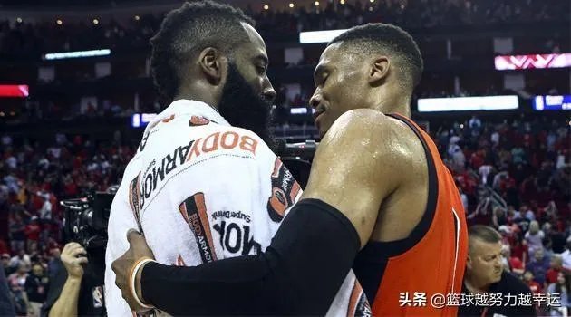 威少和保罗互换东家,二弟和三弟相聚休斯顿,你怎么看?