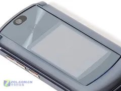 摩托罗拉V8