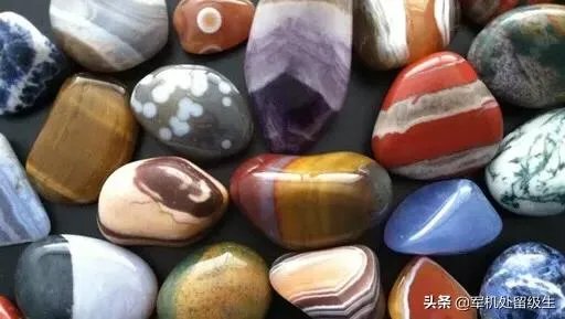 什么是半宝石？