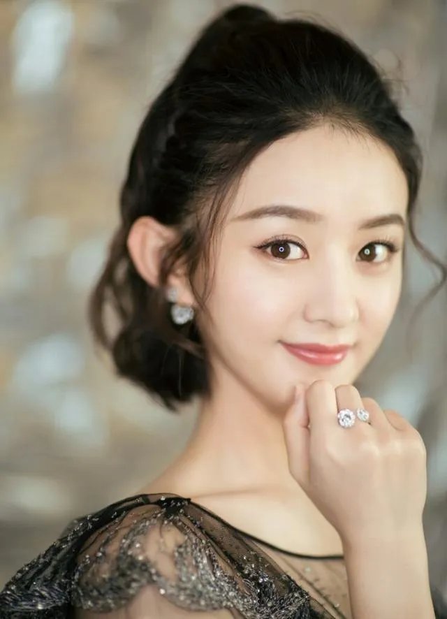 《了不起的盖茨比》一书中,结尾有什么意思?