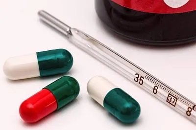 安瑞克空腹可以吃吗 安瑞克布洛芬颗粒说明书介绍