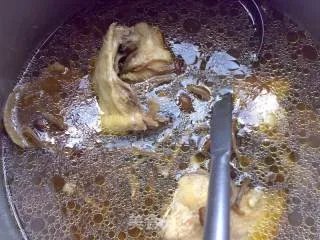 茶树菇鸡汤
