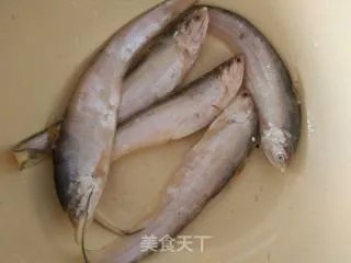 清蒸刀鱼 