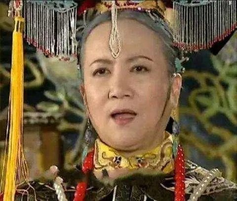还珠格格里的老佛爷真的是甄嬛吗？